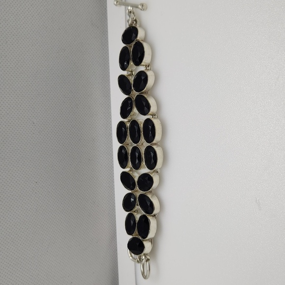 Nwot! Sterling black onyx large bracelet - Picture 2 of 8
